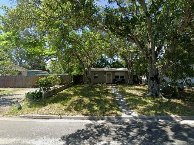 House image located at Saint Petersburg, FL 33711