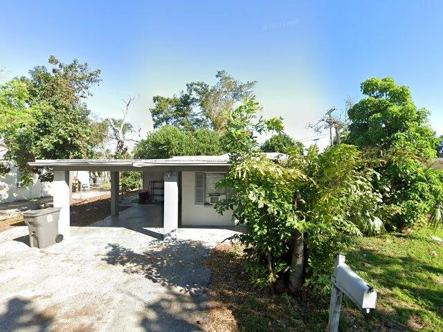 House image located at North Palm Beach, FL 33408