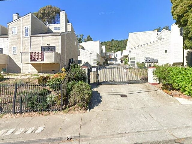 House image located at Oakland, CA 94605