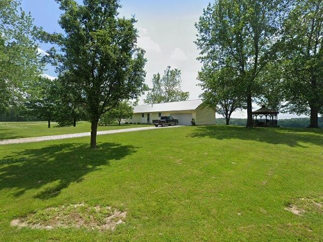 House image located at Shipman, IL 62685