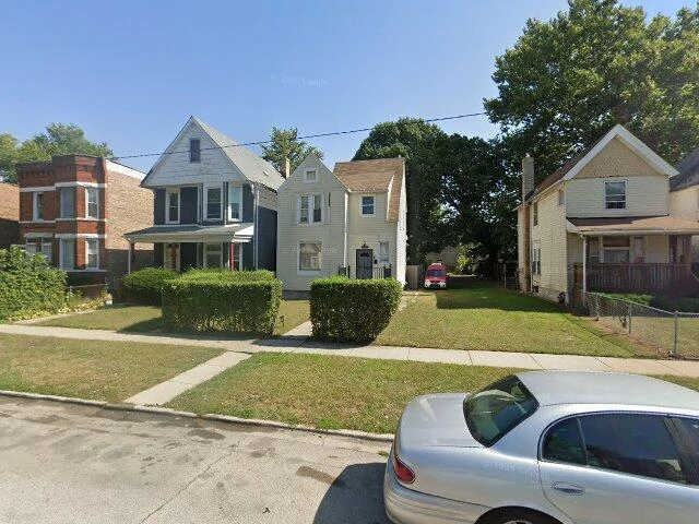 House image located at Chicago, IL 60628