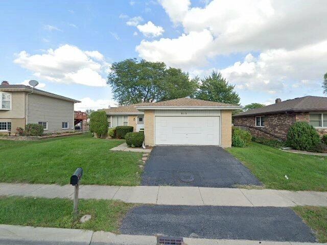 House image located at Carol Stream, IL 60188