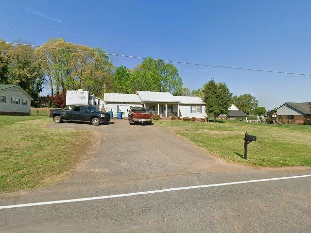 House image located at Newton, NC 28658