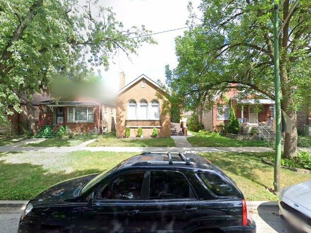 House image located at Chicago, IL 60643