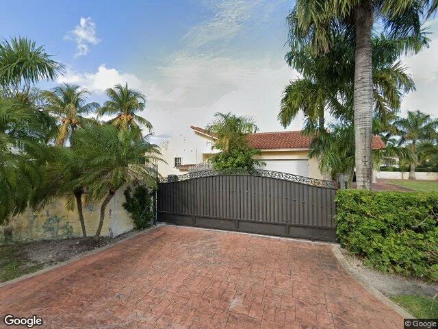 House image located at Hialeah, FL 33015