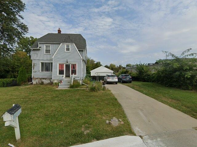 House image located at Clinton Township, MI 48035