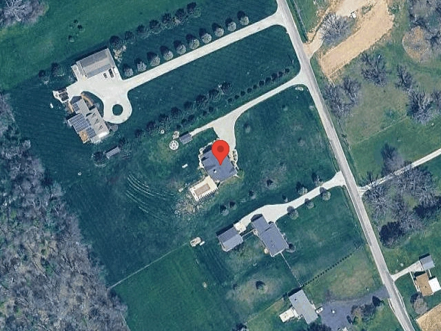 House image located at London, OH 43140