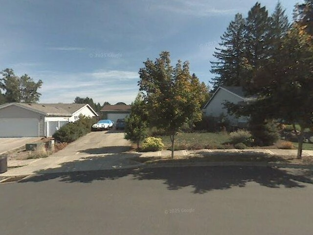 House image located at Estacada, OR 97023