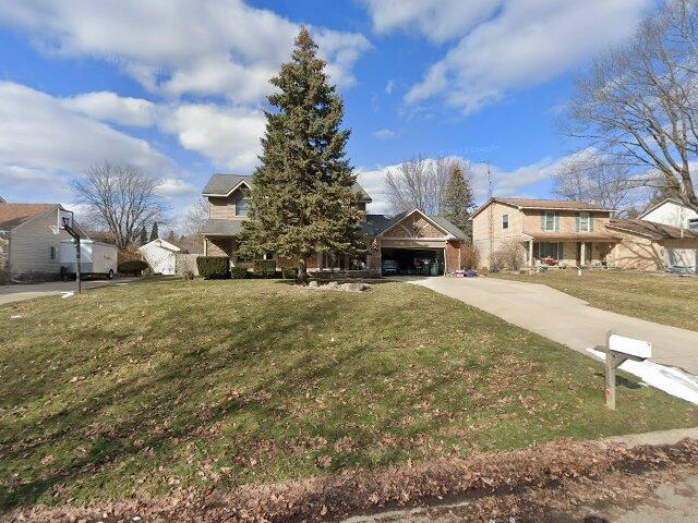 House image located at Grand Blanc, MI 48439