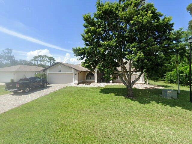 House image located at Fort Myers, FL 33967