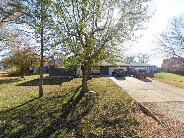 House image located at Peoria, IL 61607