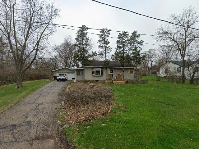 House image located at Willowbrook, IL 60527