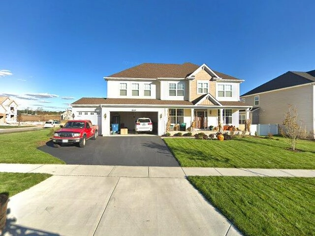 House image located at South Elgin, IL 60177