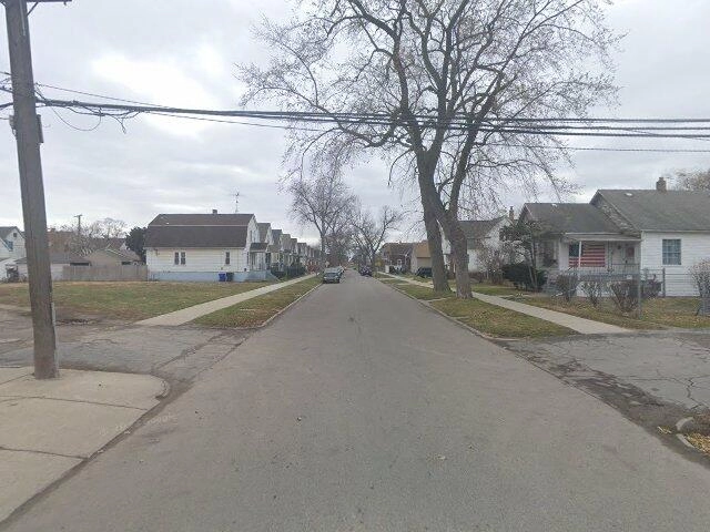 House image located at Belleville, MI 48111