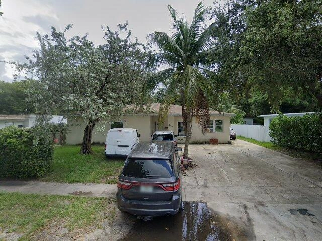 House image located at Miami, FL 33161