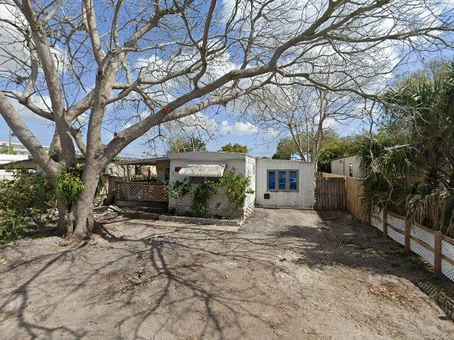 House image located at Saint Petersburg, FL 33709