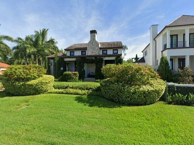 House image located at Saint Petersburg, FL 33704