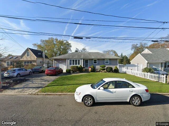 House image located at Lindenhurst, NY 11757