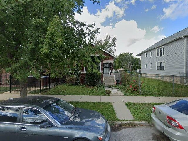 House image located at Chicago, IL 60620