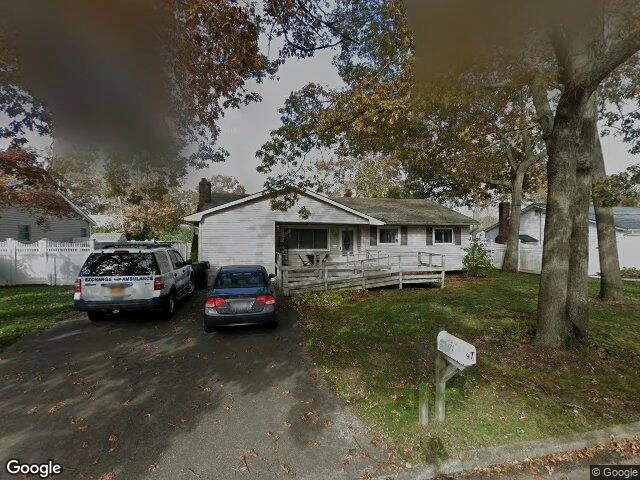 House image located at Islip, NY 11751