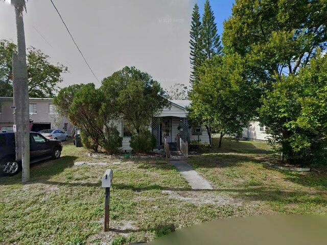 House image located at Saint Petersburg, FL 33714