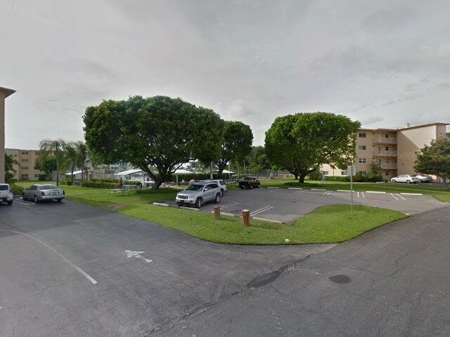 House image located at Boynton Beach, FL 33435