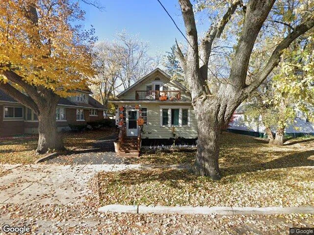 House image located at Elgin, IL 60123