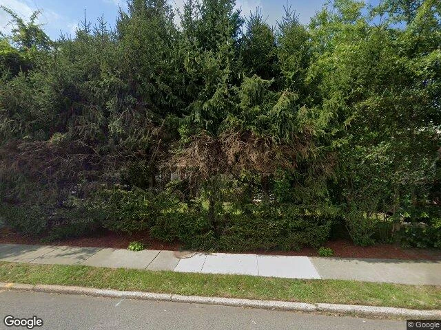 House image located at New Milford, NJ 07646