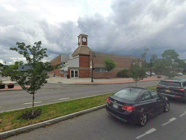 House image located at Newark, NY 14513