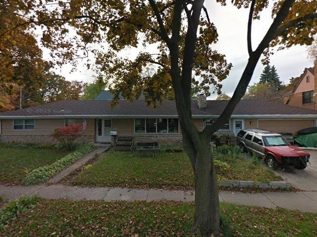 House image located at Appleton, WI 54914