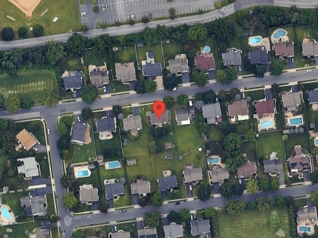 House image located at Indianapolis, IN 46226