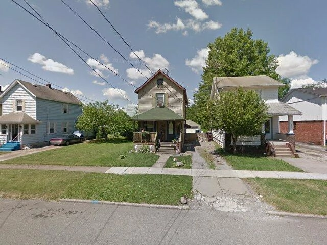 House image located at Girard, OH 44420