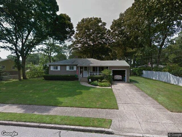 House image located at Islip Terrace, NY 11752
