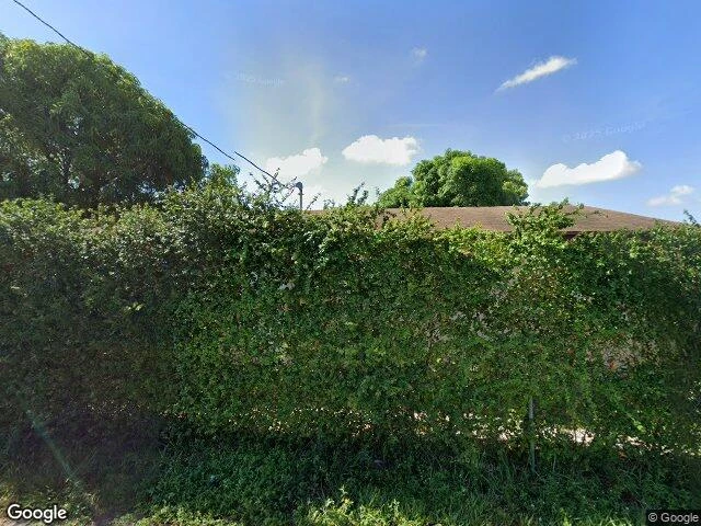 House image located at Hallandale, FL 33009