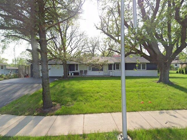 House image located at Carpentersville, IL 60110