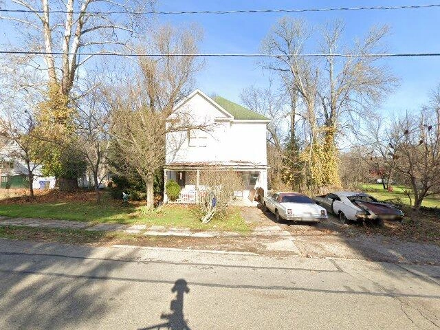 House image located at Higginsville, MO 64037