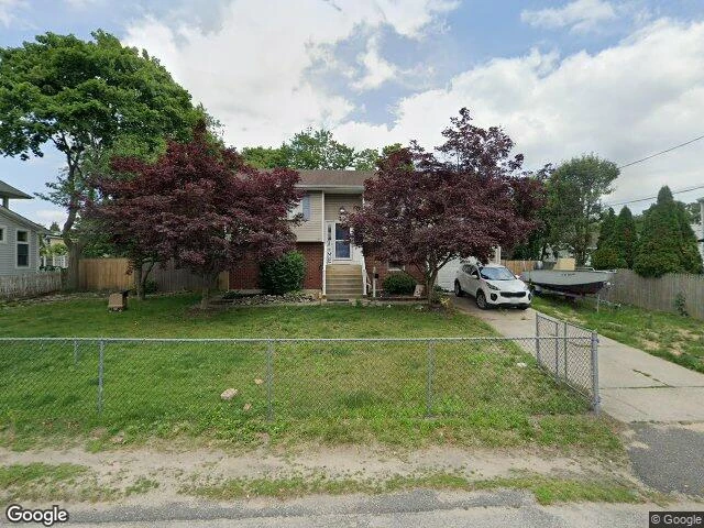 House image located at Islip Terrace, NY 11752