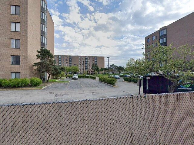 House image located at Chicago, IL 60616