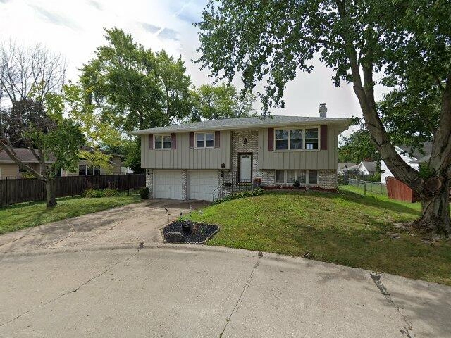 House image located at Peoria, IL 61615