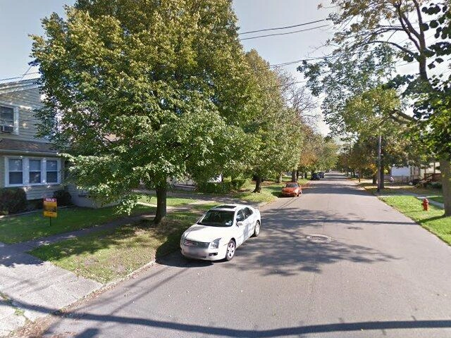 House image located at Hobart, IN 46342