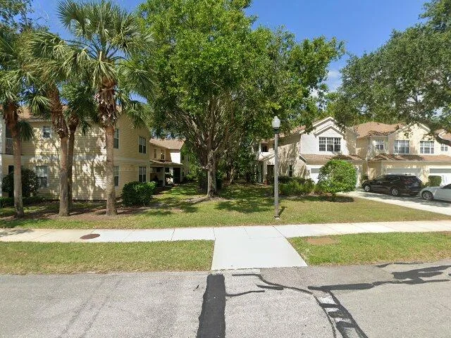 House image located at Bradenton, FL 34202