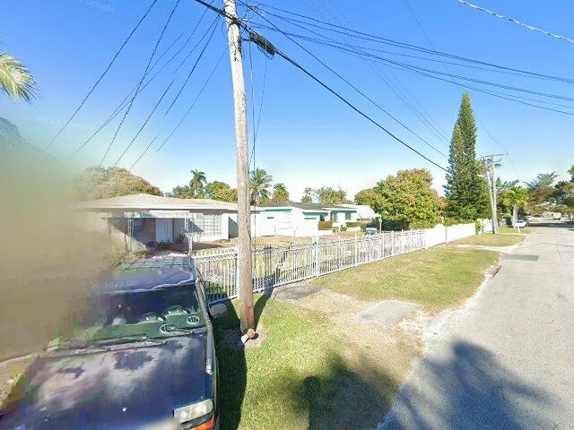 House image located at Miami, FL 33161