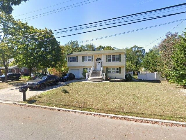 House image located at Bay Shore, NY 11706