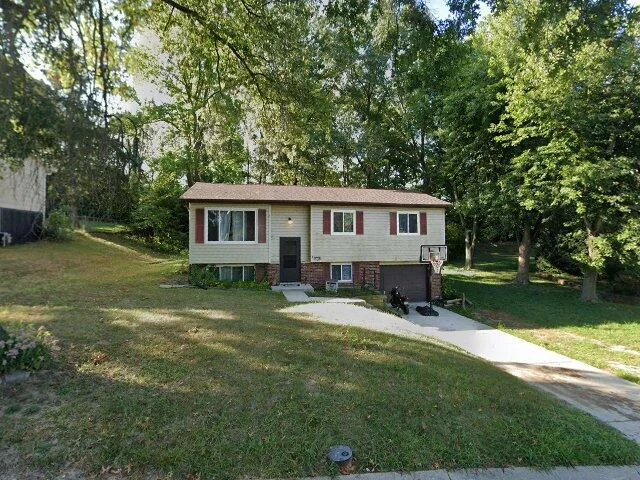 House image located at Godfrey, IL 62035