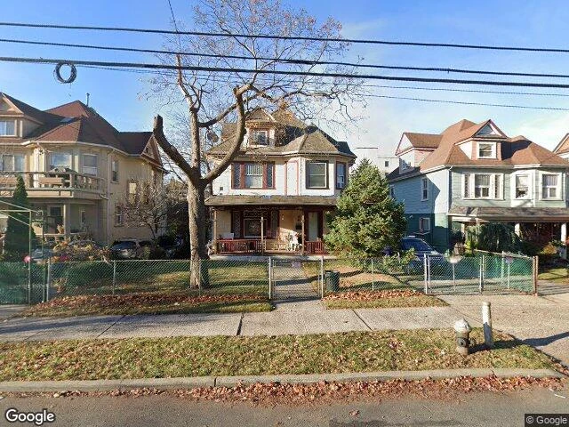 House image located at Staten Island, NY 10305