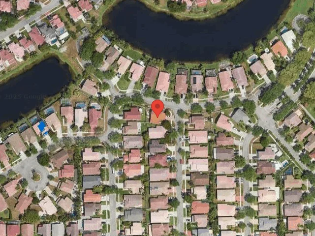 House image located at Hollywood, FL 33027