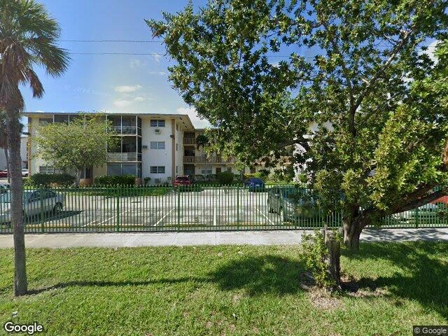 House image located at Miami, FL 33162