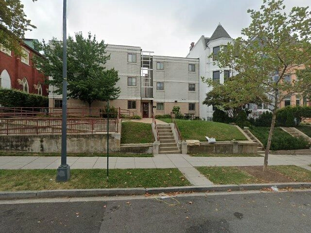House image located at Washington, DC 20009