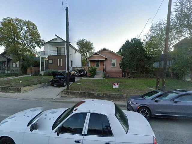 House image located at San Antonio, TX 78203