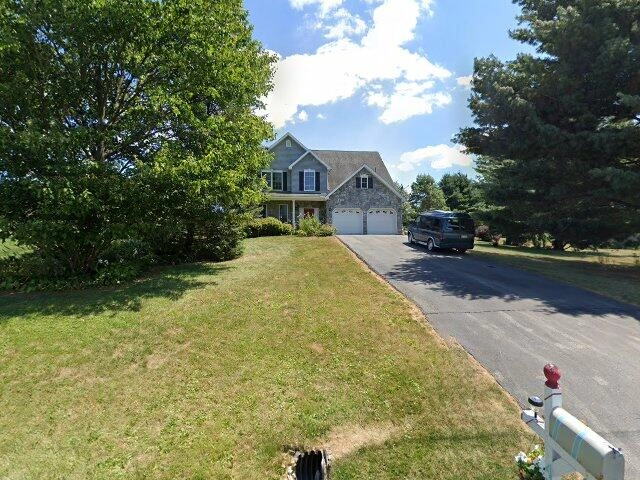 House image located at Mechanicsburg, PA 17055